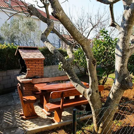 Nera Apartment Zadar Exterior photo